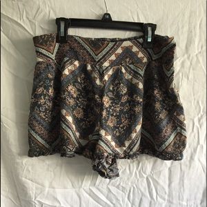 American Eagle Flowy Shorts